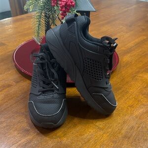 Skechers Black Athletic Sneakers